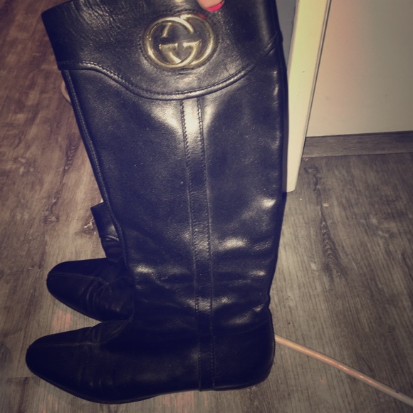 Black Gucci boots - Picture 1 of 3
